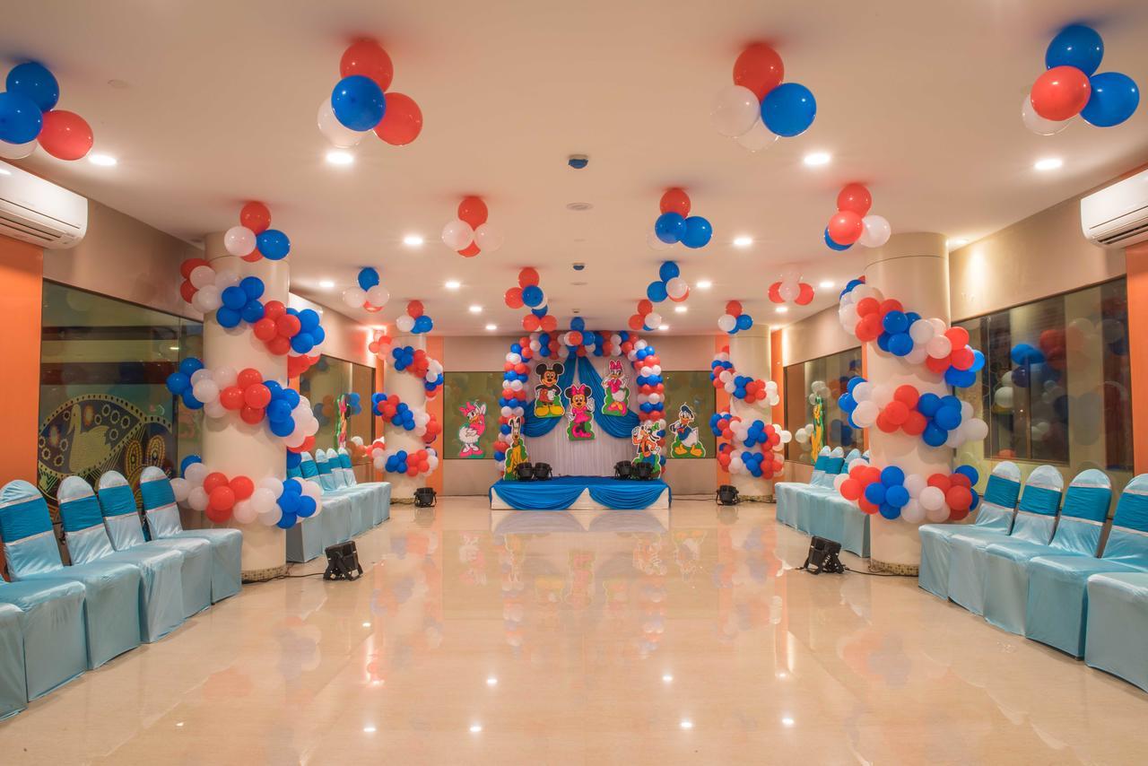 Club One Ξενοδοχείο Manor Εξωτερικό φωτογραφία