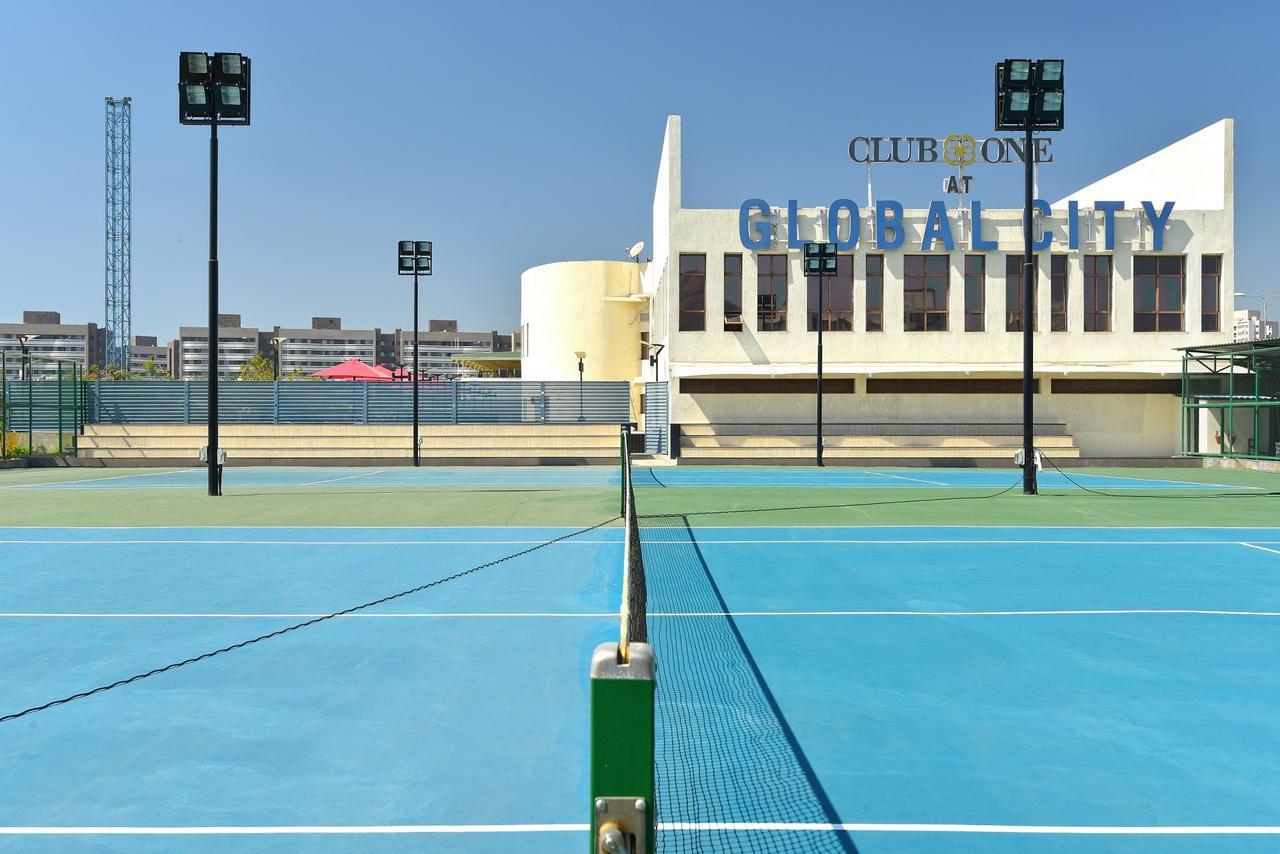 Club One Ξενοδοχείο Manor Εξωτερικό φωτογραφία