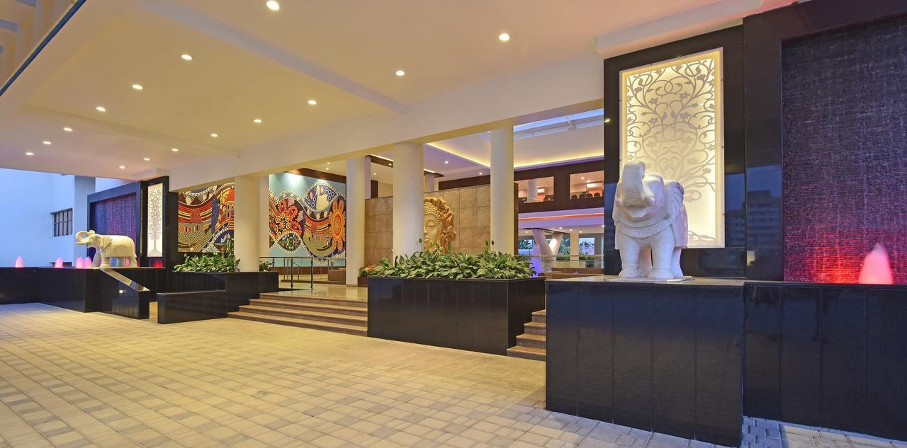 Club One Ξενοδοχείο Manor Εξωτερικό φωτογραφία